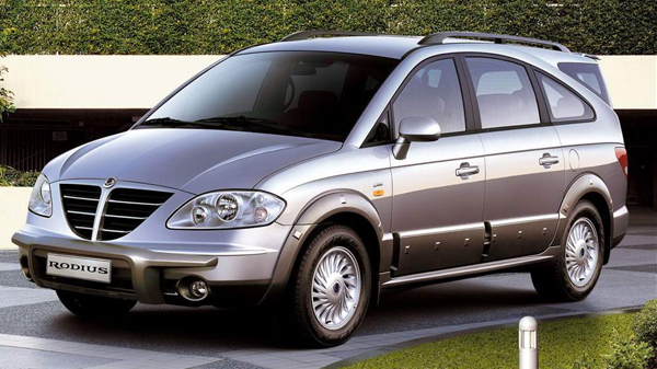 SsangYong Rodius 1 (2004-2007)